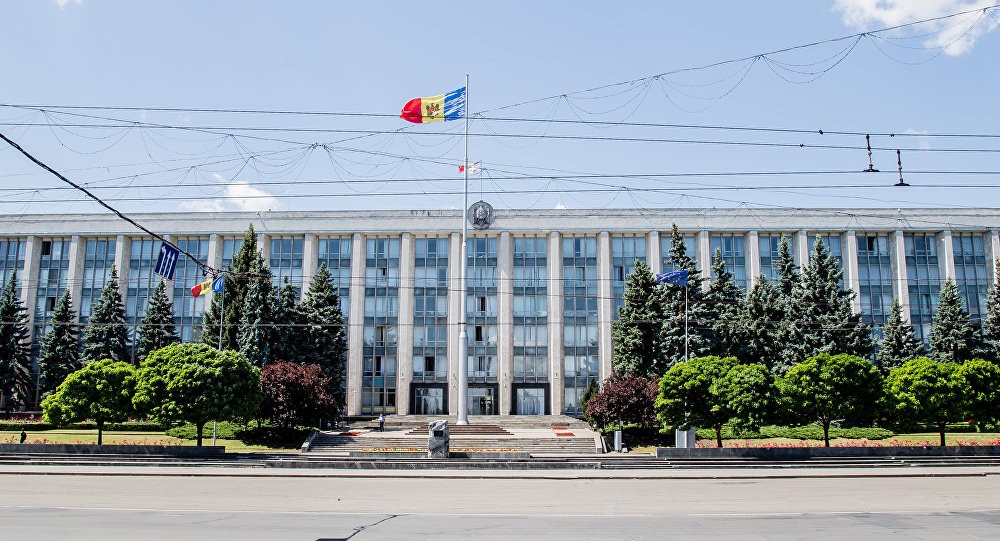 Deficitul de cadre – o provocare pentru noua guvernare